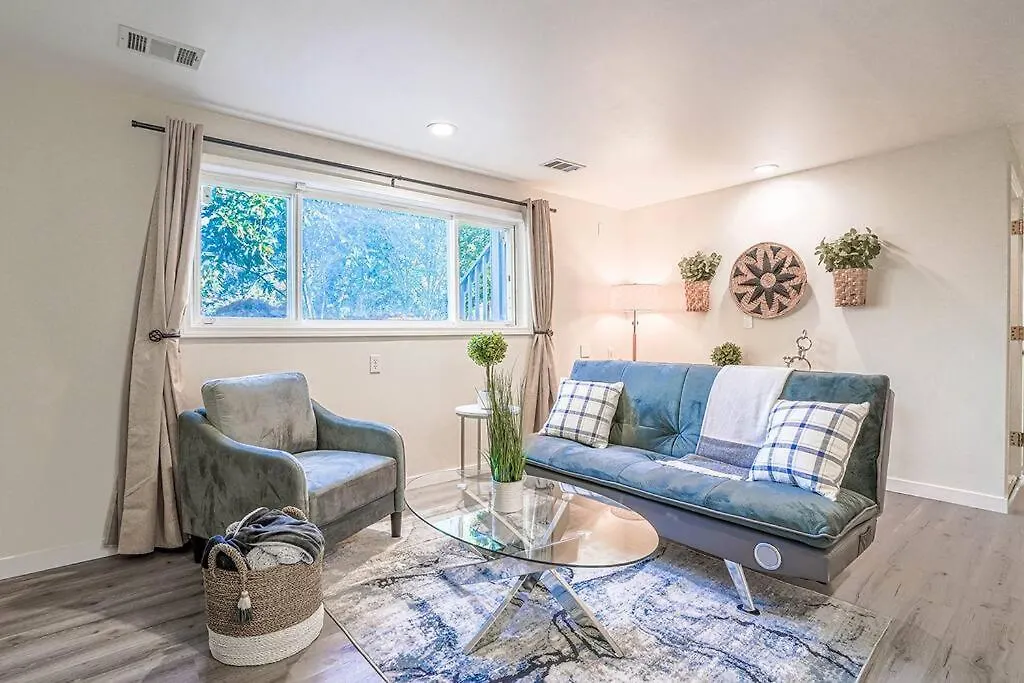 Spacious 4Br Home - 5 Min To Seatac Airport 0*,
